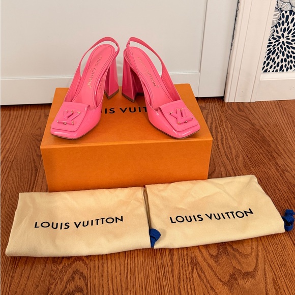 Louis Vuitton Shake Slingback Pumps - Picture 2 of 9